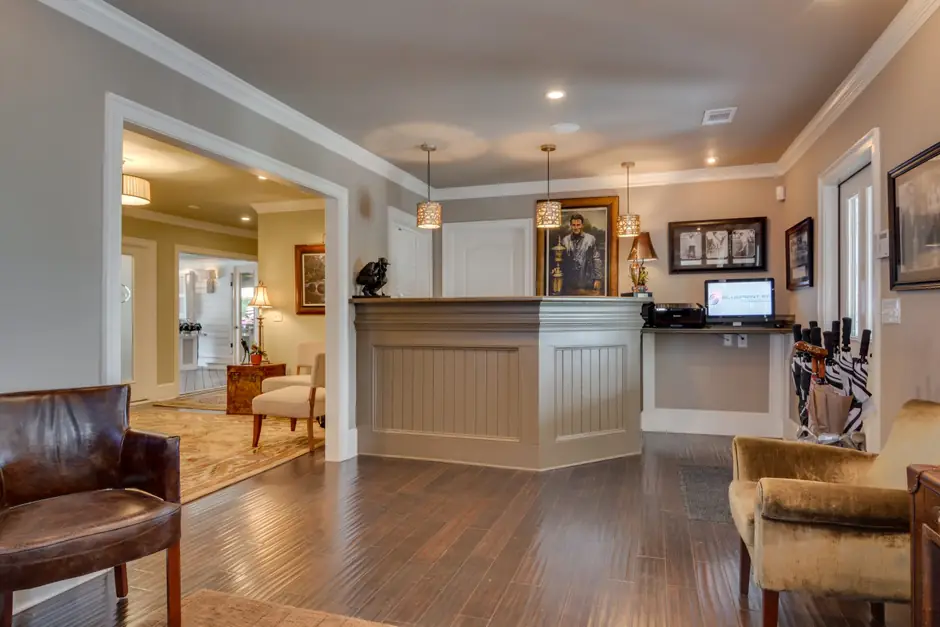 Concierge desk, morning